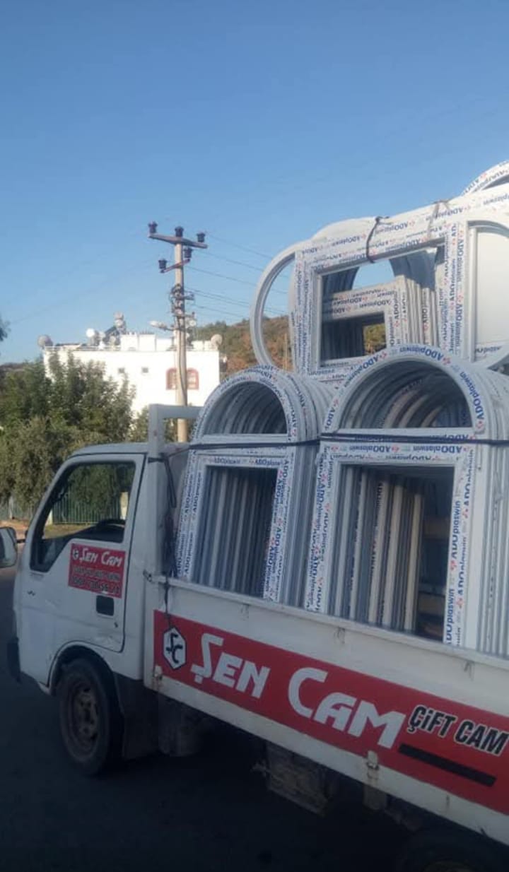 Şen Cam 